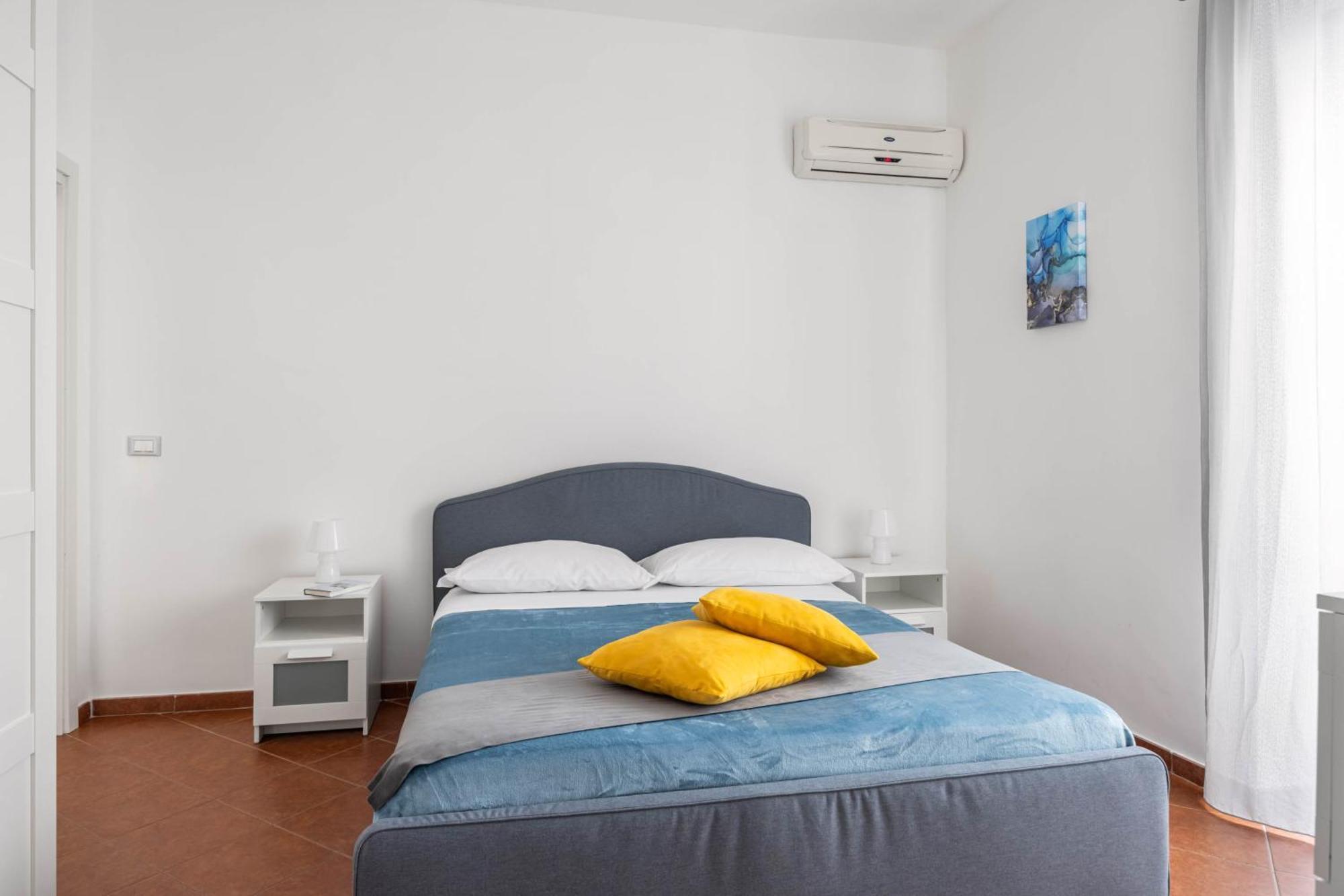 Sedie Volanti Apartment With Jacuzzi Palermo Kültér fotó