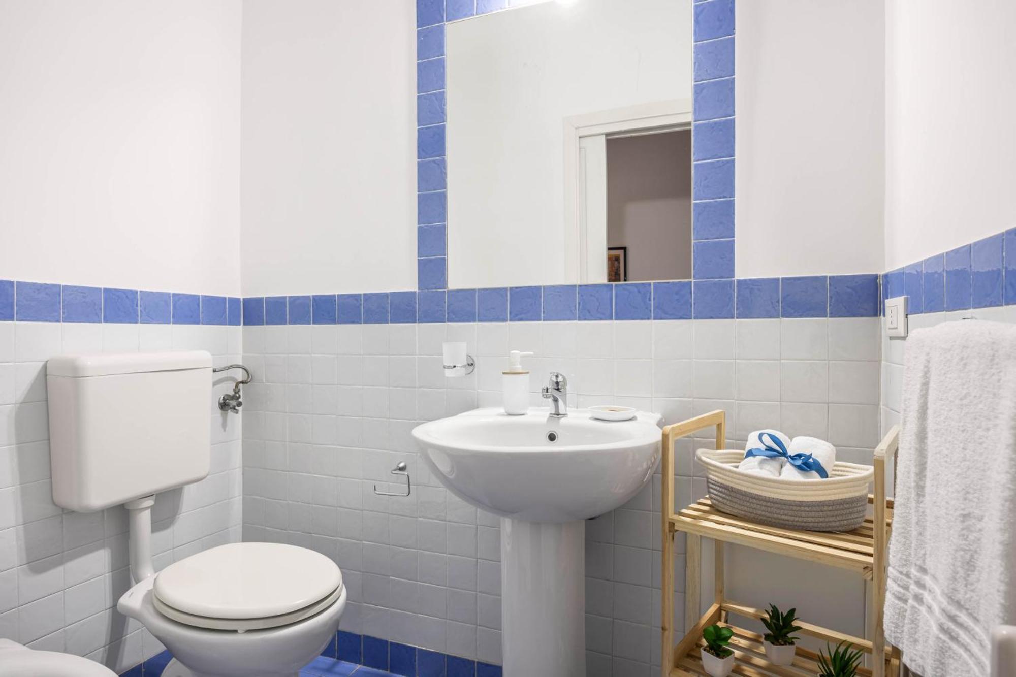 Sedie Volanti Apartment With Jacuzzi Palermo Kültér fotó